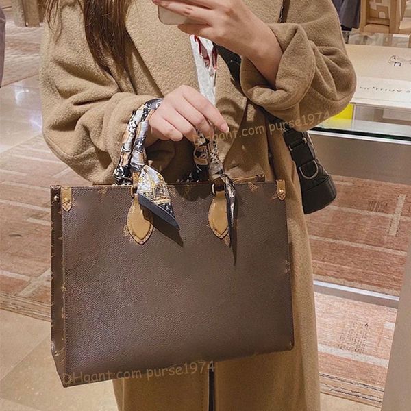 

luxurys handbags crossbody designer bags cross body zippy wallet tote bag purse card holder bags makeup onthego 3in1 chain messenger shell c