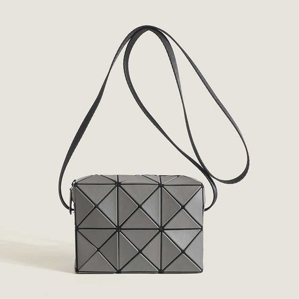 

new rhombus bag box bag men's and women's one-shoulder messenger bag