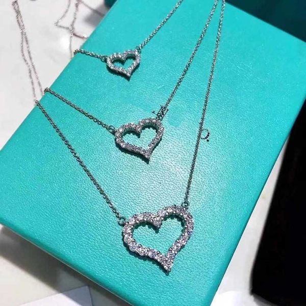 

t'home s925 sterling silver diamond heart necklace female hollow pendant fashion small clavicle chain, Black