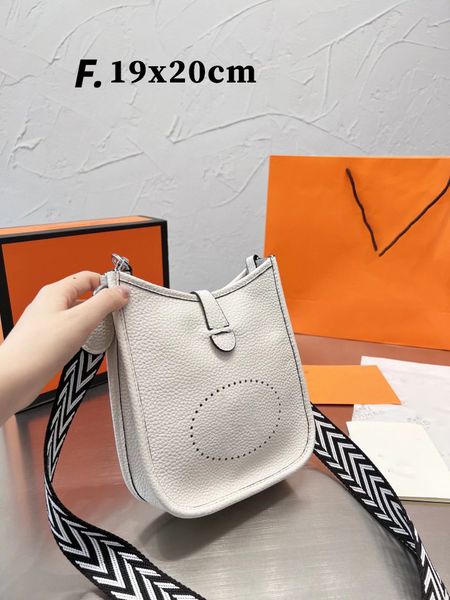 

bags shoulder designer bag ladies letter cross body square large handbag claic gold chain bag flap light hardware 2023 bucket phone bag mini