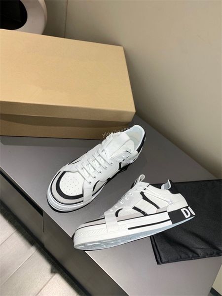 

2023 casual shoes boots lace-up running trainers woman shoe men gym sneakers women travel leather fashion designer sneaker size35-45 jc22061, Black