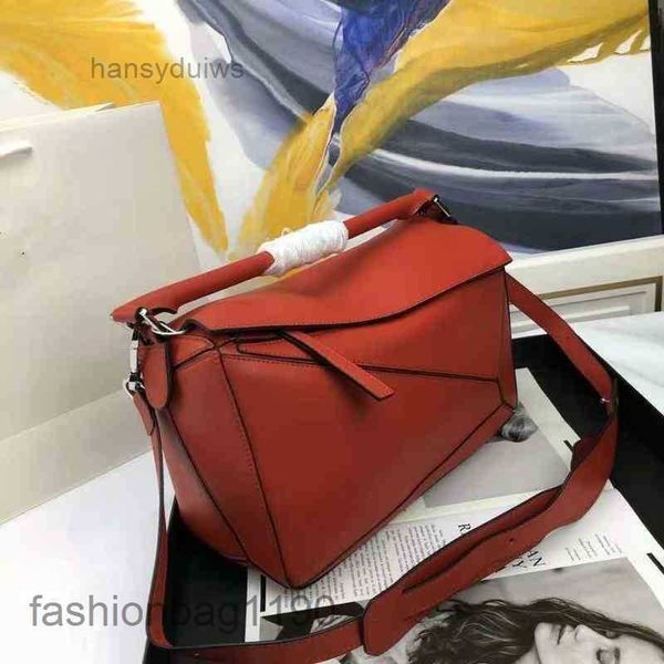 

leather cowhide woman bags first bag handbags loews handbag fashion 2023 layer women designer litchi pattern shoulder geometric leather sing