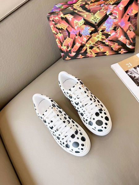 

designers oversized sneaker casual shoes sole white black leather luxury velvet suede womens espadrilles mens high-quality flat lace up 0724
