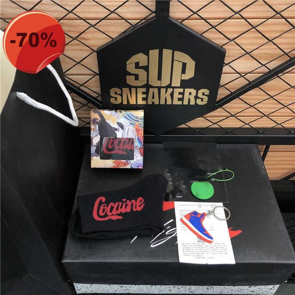 

sandals cream sail bred off nior jumpman 4 men women basketball shoes cactus jack white cement 4s mens guava lce outdoor sports sneakers, Black