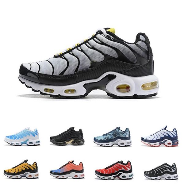 

2021 men greedy plus tn running shoes ultra se black white pink zapatillas hombre mercurial shoe outdoor trainers mens sneake2677