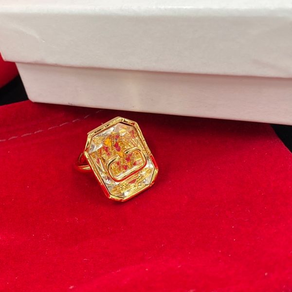 

fashion v-letter rings for women couple square silver color cubic zircon ring dazzling fashion jewelry no box, Slivery;golden