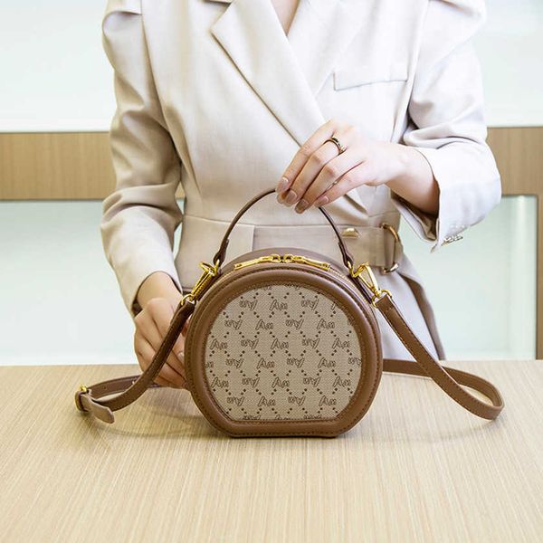 

2023 new luxury fashion handbags small women autumn winter small round bag fashionable versatile one shoulder tote bags for women