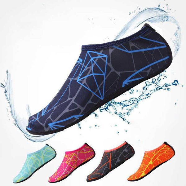 

slippers summer water shoes men aqua beach sock shoe swimming shoe women striped colorful river sea diving sneakers zapatos hombre y2302, Black