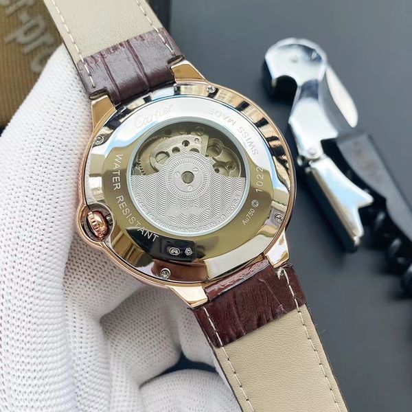 

classic men's mechanical wristwatch big flywheel design, produced by large manufacturers, exquisite workmanship, accurate timing, Slivery;golden
