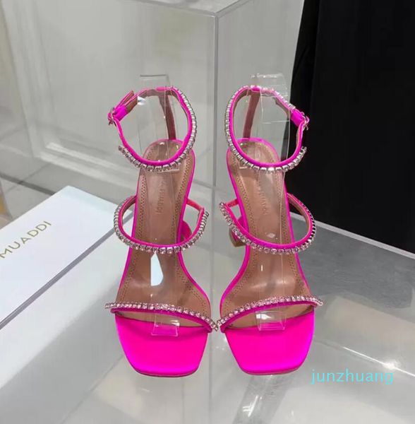 

muaddi rose amina red sandals 02 crystal embellished strap spool heels heel for slipper women summer luxury designers shoes sandals banquet, Black