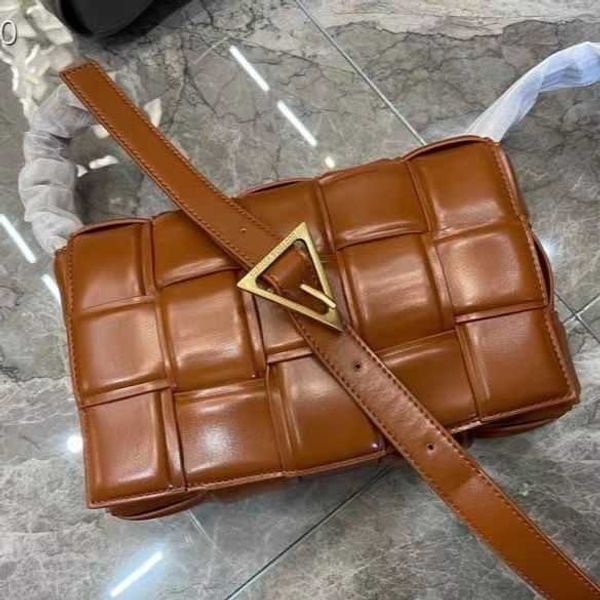 

venetas pillow totes luxury autumn bags designer bottegas winter bag one shoulder crossbody cassettes large capacity versatile classic fashi