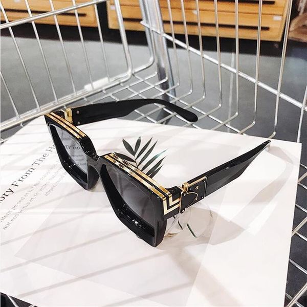 

whole sunglasses luxury women spectacles stylish glasses polarized for mens womens glass uv400 eyewear no box244r, White;black