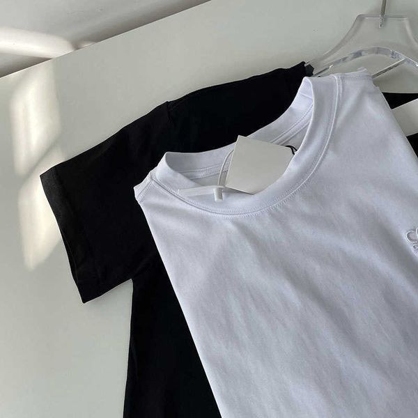 

23s spring and summer new small embroidery simple casual round neck basic underlay short sleeve t-shirt, White