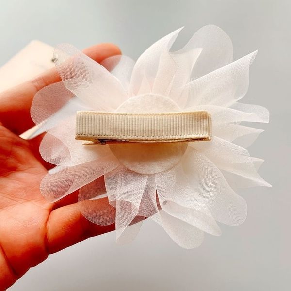 

wedding hair jewelry children s hair accessories snow yarn flower hairpin y230225, Slivery;golden