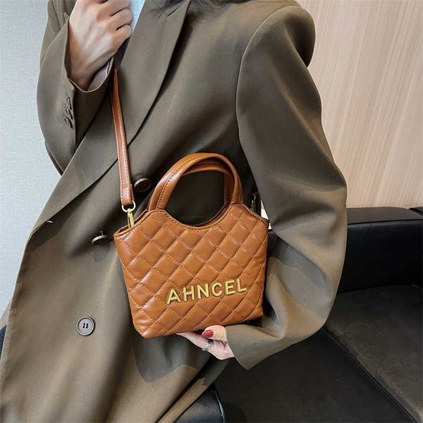 

wholesale 50% off designer bags for women popular embroidered women fashion shoulder bag messenger handbags for sale