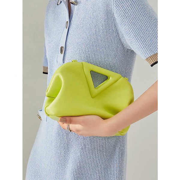 

original edition bottegs venets point bags price cloud bag leather women's point triangle 2023 new fashion one shoulder messenger hand