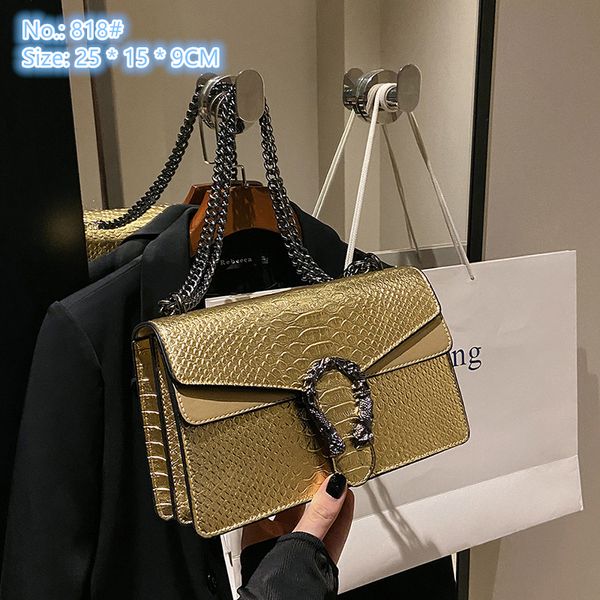 

factory wholesale ladies shoulder bags 8 colors classic embossed solid color leather chain bag street trend crocodile handbag elegant double, Black;red