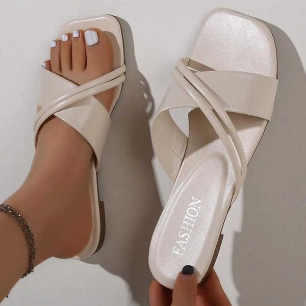 

slippers 2023 new women slides cross strap flat bottom non-slip outdoor beach female sandals fashion woman y2302, Black