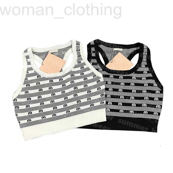 

designer letter jacquard knits vest women knitted crop cropped crew neck t-shirt gudu, White