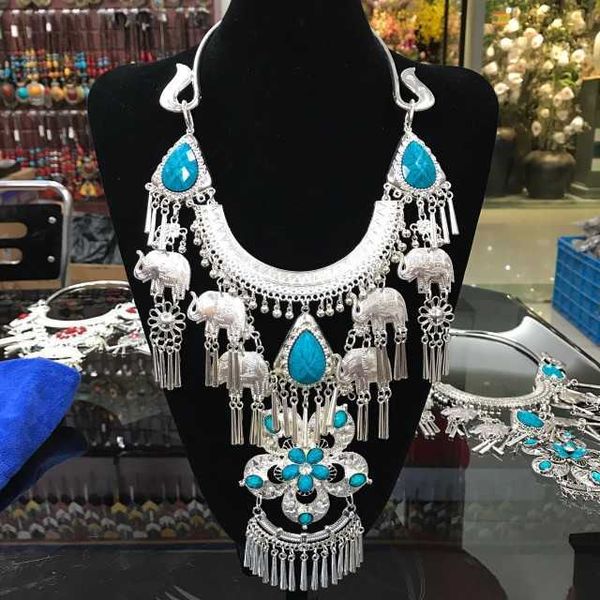 

fine jewellery wear pretty ethnic style miao characteristic pendant exaggerated large collar silver retro long necklace festival performance, Black