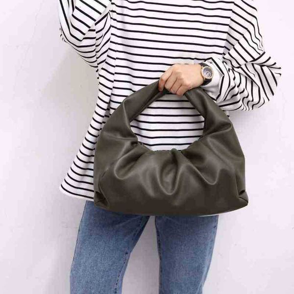 

designer venetsss wholesale 2023 bottegas handbags small women's soft leather retro underarm dumpling large capacity wrinkled cloud 4cv