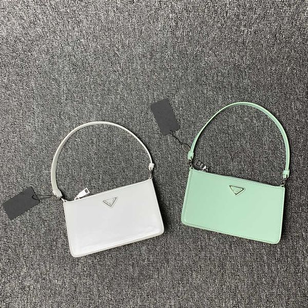 

2023 luxury new horizontal underarm women's summer one shoulder french club cleo bright face hobo handbaghigh