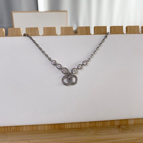 

drill the pearl necklace 18 style wholesale luxury designer pendant necklaces brand double letterchain 18k gold plated crysatl rhinestone sw, Silver