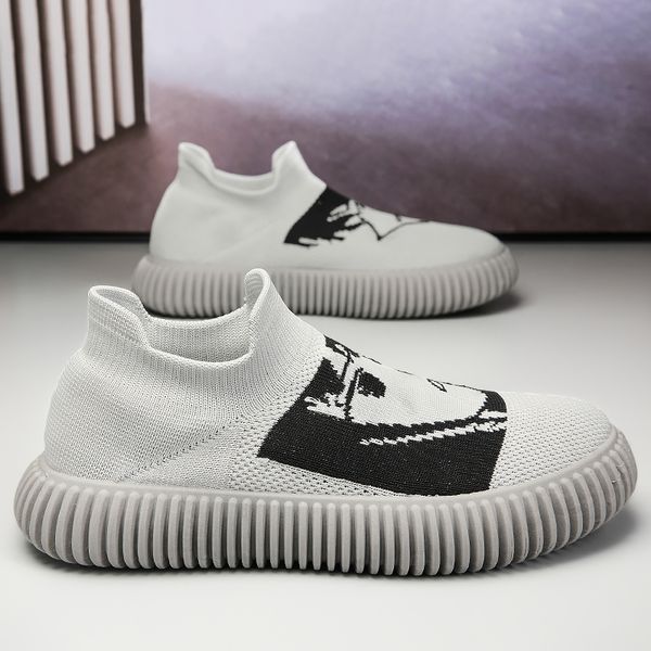 

2023 men women running shoes black grey khaki white mens trainers outdoor sneakers size 39-44 color20