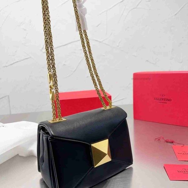 

designer bag loco bag women bag outdoor v bag luxurys popular tote bag 2j4e