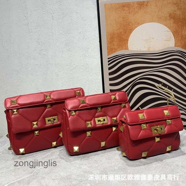 

saddle valentinoc women designer beach bag bags crossbody handbag purse wallet bagpack puff tote rivet chain handbag assy