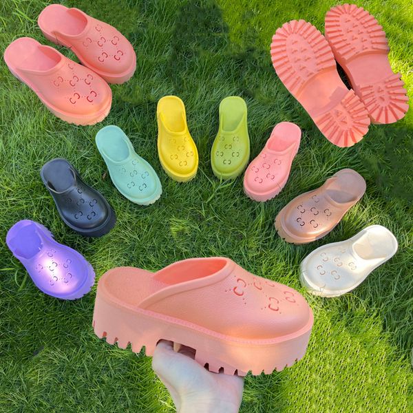 

2023 luxury slippers brand designers women ladies hollow platform sandals made of transparent materials fashionable lovely sunny beach woman, Black