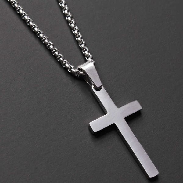 

pendant necklaces 2021 classic cross men pendant necklace fashion stainless steel 2mm width box chain necklace for men jewelry gift j230601, Silver