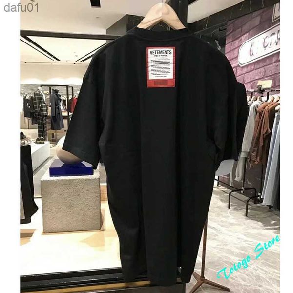 

2023ss fashion oversized vetements t-shirt men women 1 1 big red patch tag vtm tee cotton t shirt l230520, White;black