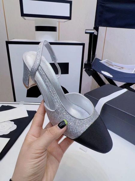

23ss classic hollowed out color matching chunky heel sandals mixed sheepskin series new color graffiti camellia sequin glitter pointy sandal, Black
