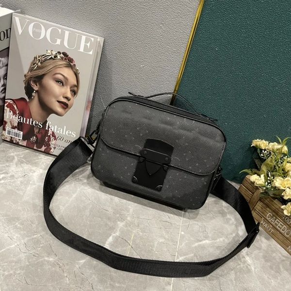 

mt handbag luxurys designers shoulder bags l s-shaped lock handbag 45806 fashion bag m58489 45863 wallet removable wristband for portable ha