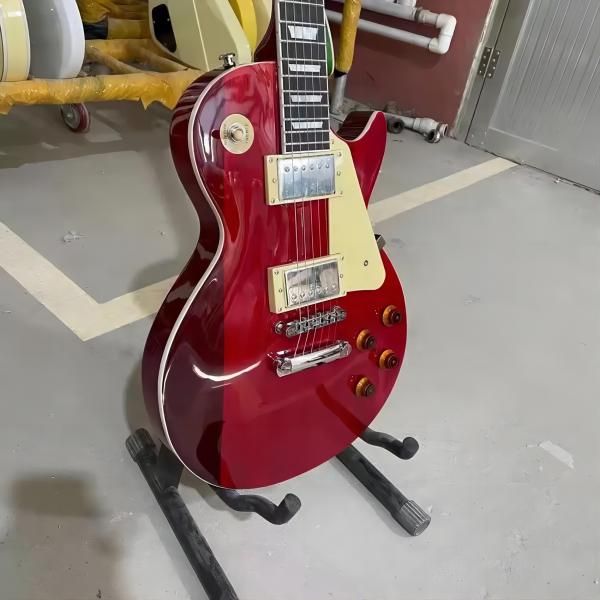

factory electric guitar,rosewood fingerboard,chrome hardware