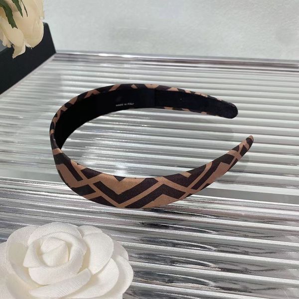 

fashion headband end letter headband women classic hairband with stamp hair