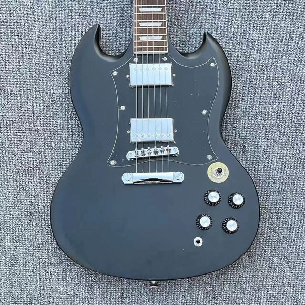 

electric guitar black color 6 stings guitar rosewood fingerboard mahogany body