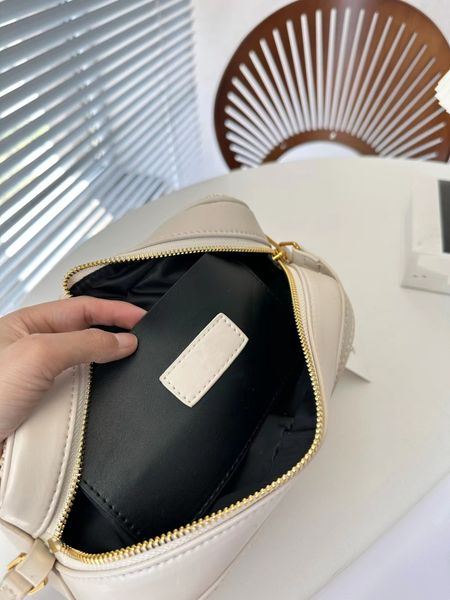 

2023 popular camera bag versatile fashion star same style