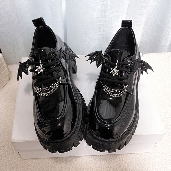 

metal chain platform lolita gothic shoes woman 2023 spring college style patent leather pumps women japan school uniform shoes, Black;white