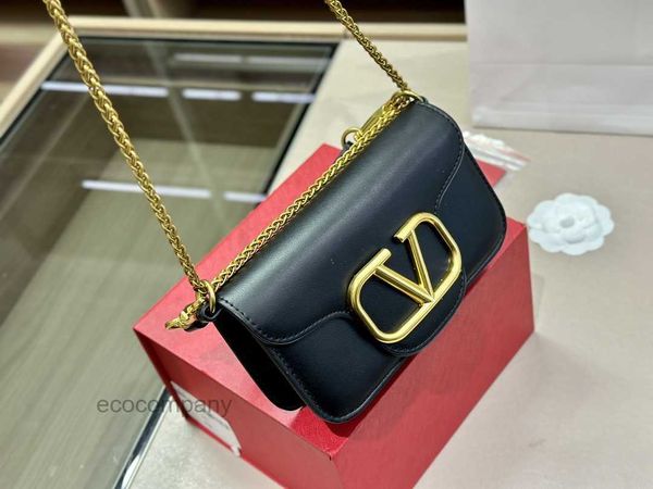 

luxurys designer fashions beach mini loco bags womens lady waistpacks handbags crossbody 2023 new mini model v chain handbag handbags qu0a