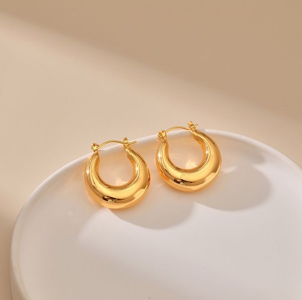 

ins style stud earrings designer earrings for woman electroplating process copper earring designer party wedding anniversary gift hoop earri, White