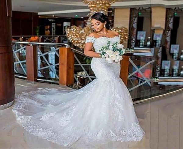

2021 off shoulder african mermaid wedding dresses lace appliques beaded plus size vestidos de novia court train bridal gowns custo9030796, White