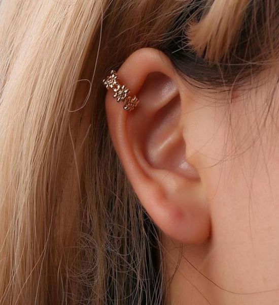

30pcslot japanese fresh daisy flower ear clip metal ushaped arc ear cuff for women floral gold silver no hole earrings jewelry a4950889, Golden