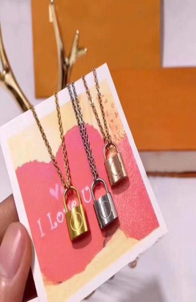 

luxury jewelry silver rose gold lock pendant designer necklace 18k gold stainless chain women necklaces 8885509