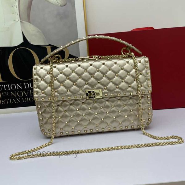 

luxurys designer bag bags crossbody beach handbags fashionable sheepskin diamond grid rivet small portable leather trendy handbag mati