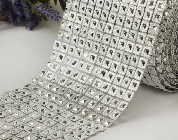 

10yard 12row pyramid studs spots bendable mesh wrap roll chain trim for sewing apperal bag shoes cap decoration1593387