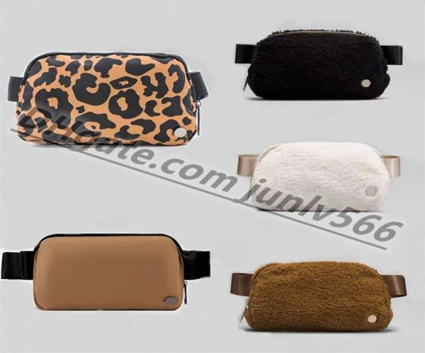 

classicbelt bags fanny pack designer classic bum chest yoga bag bumbag nylon wool cloth with soft nap womens men shoulder cros5117363