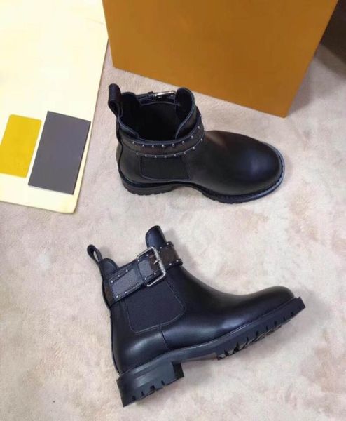 

2018 new fashion l leather and heavyduty soles comfortable breathable leisure lady ma dingxue406327896, Black