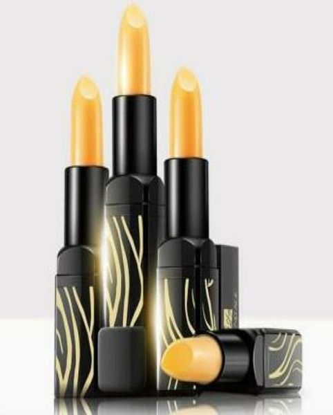

legend age lipstick is a lip care product that repairs dry and peeled lips black lips and can be used with confidence for both men1619741